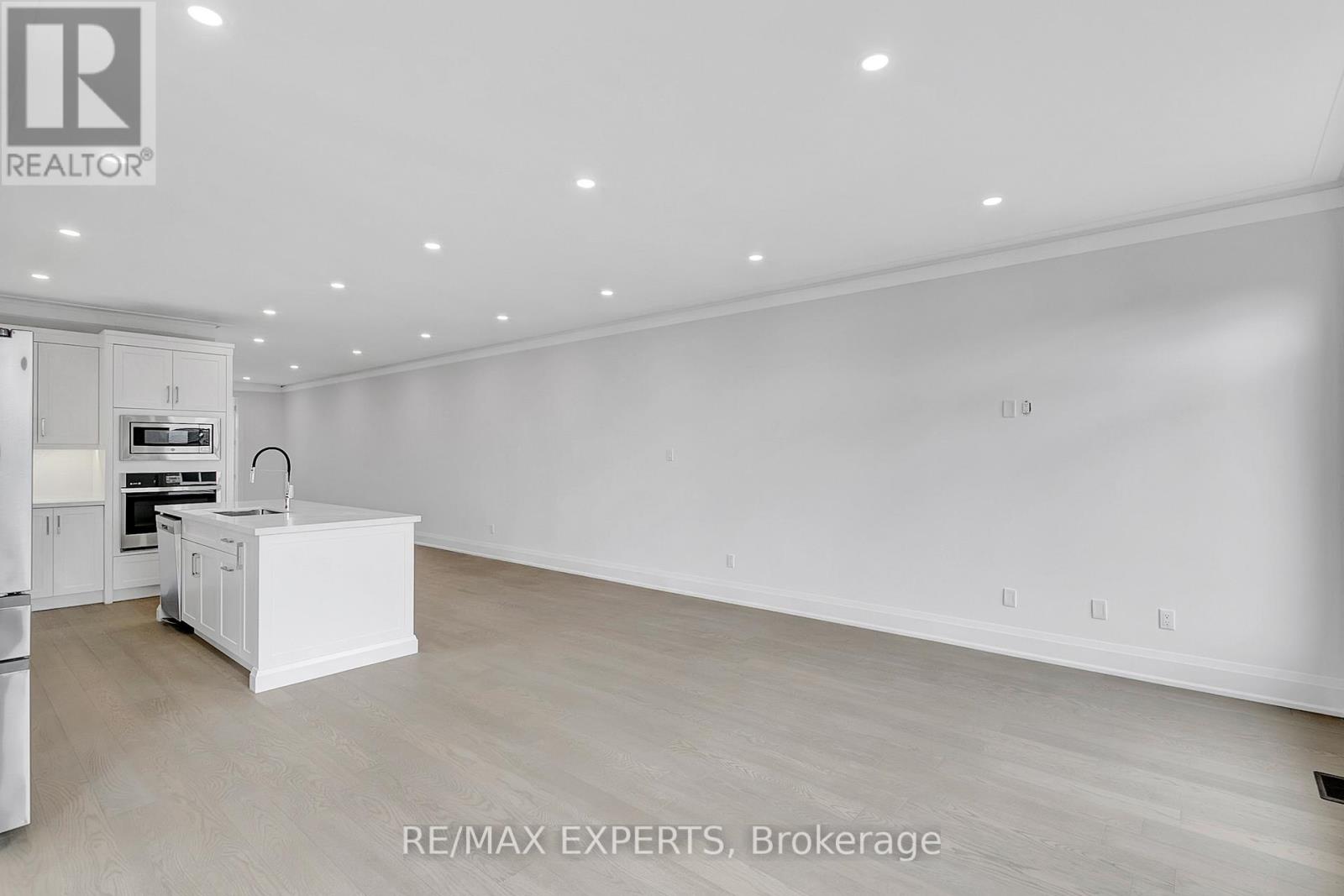 17 ST GASPAR COURT - 31