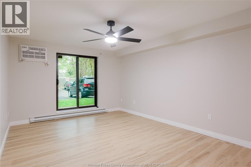 3355 SANDWICH Unit# 102, Windsor, Ontario, N9C1B2 — Photo 5