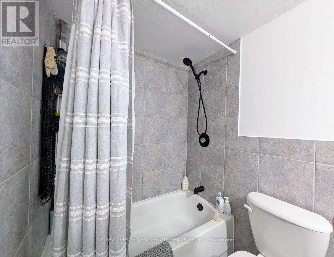 #325 1300 MARLBOROUGH COURT - 16