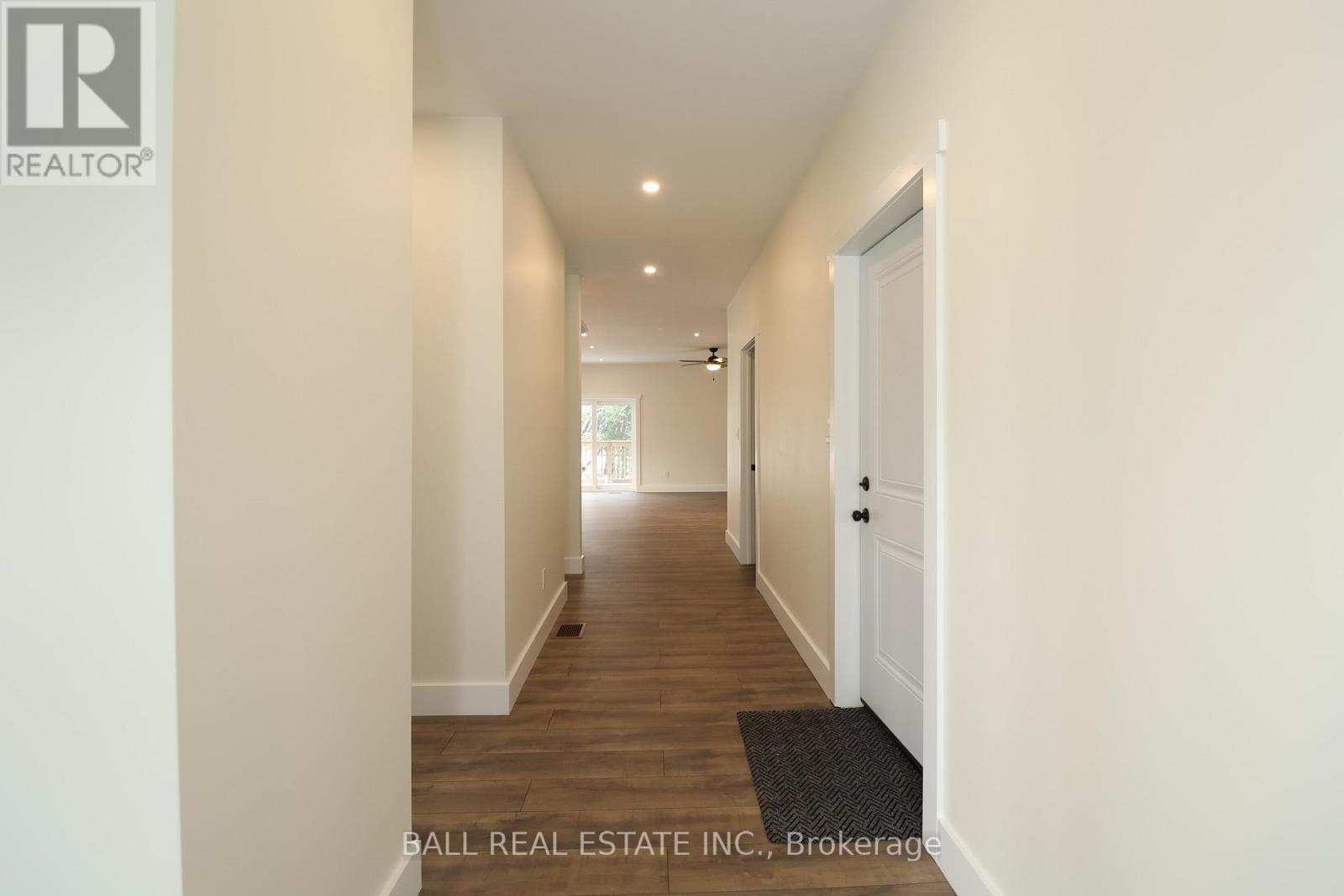 9 WILLIAMS DRIVE - 25