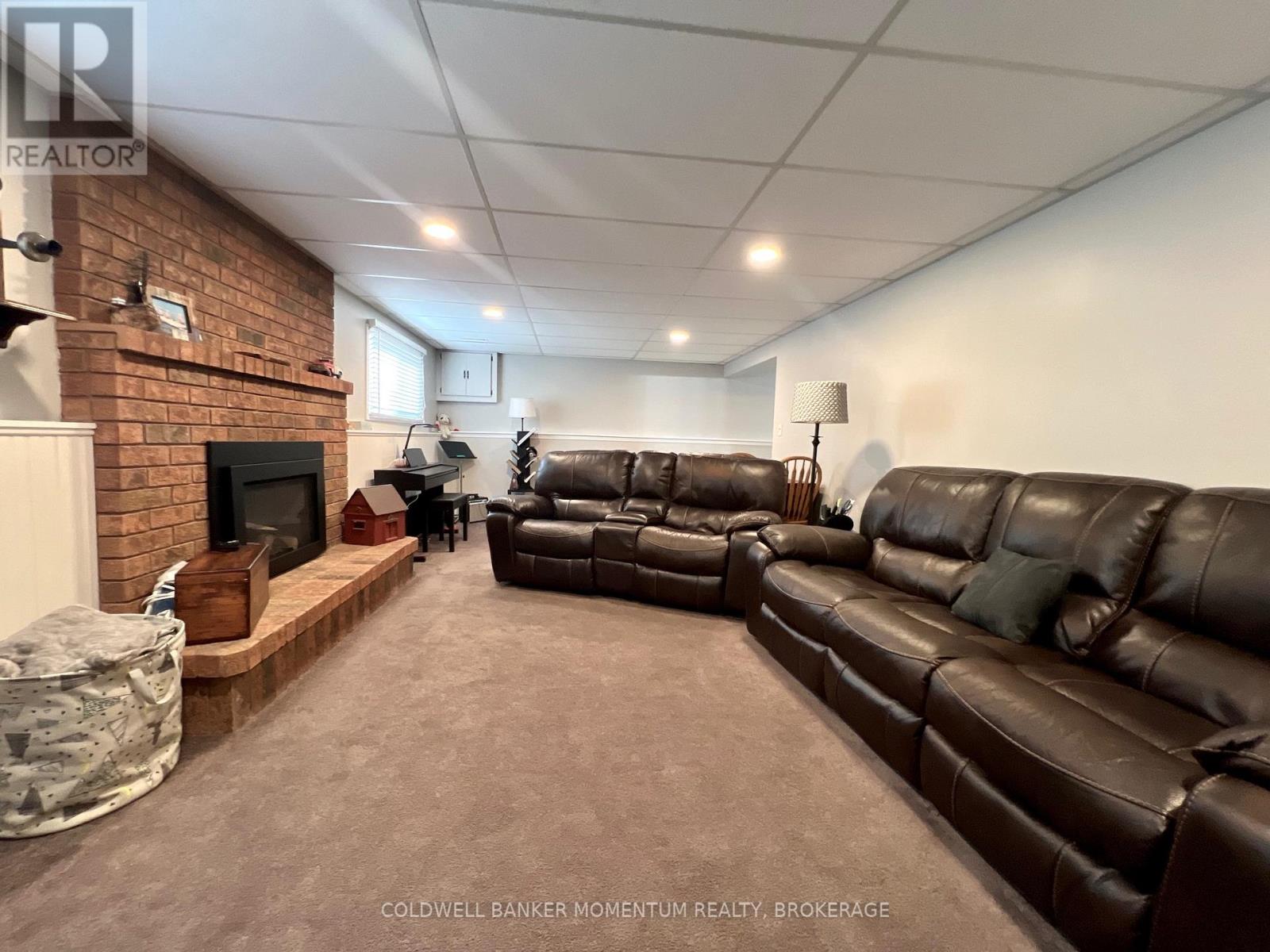 3908 OLD ORCHARD WAY - 38