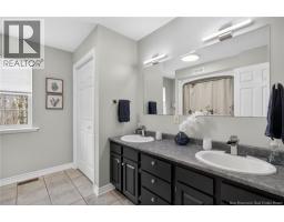 5pc Ensuite bath - 91 Greenwich Drive, Moncton, NB E1A7A9 Photo 10
