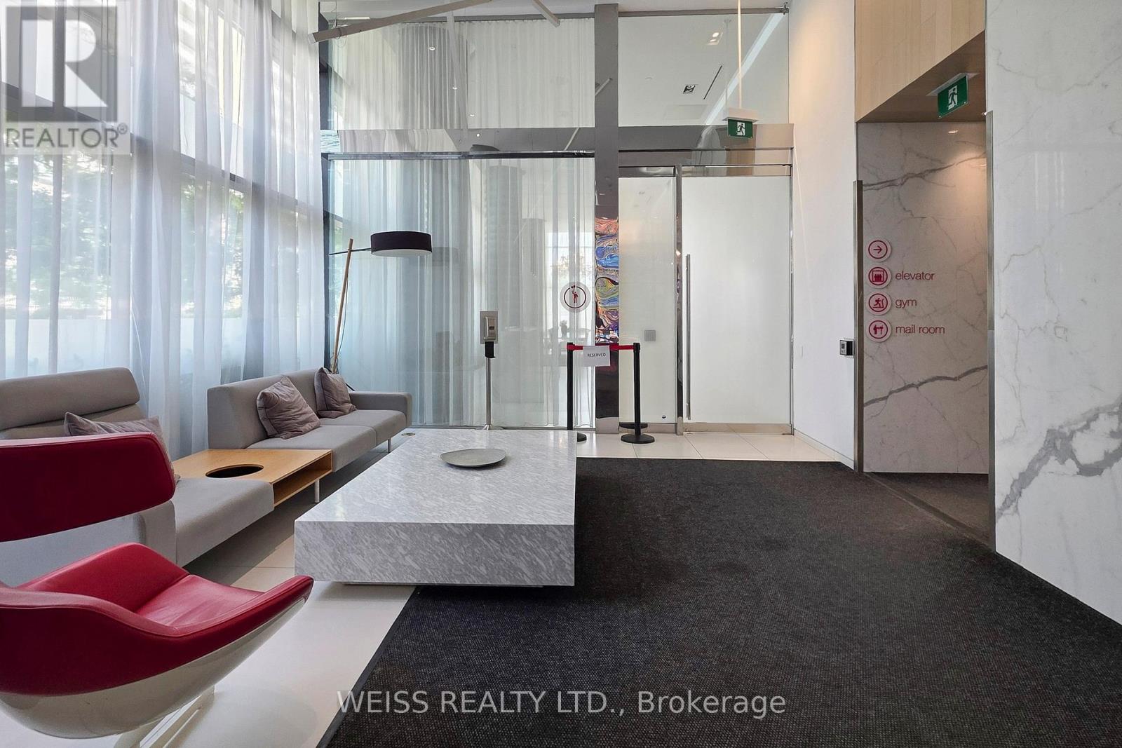 #520 185 ROEHAMPTON AVENUE - 9