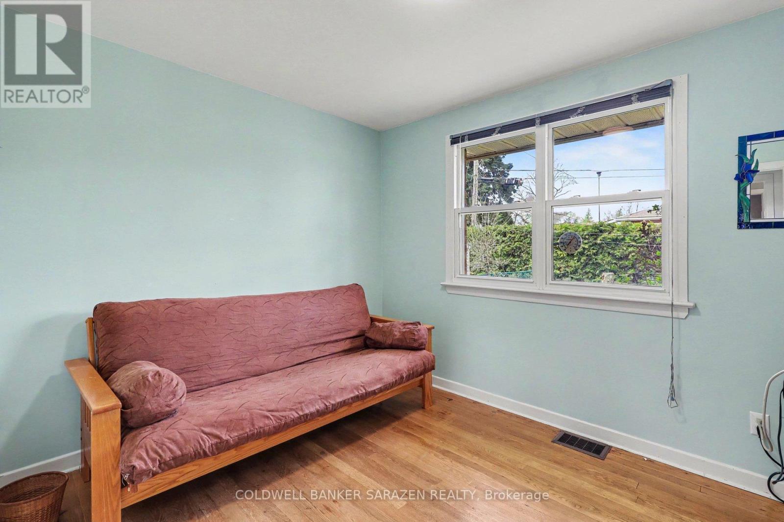 1421 PALEN AVENUE - 11