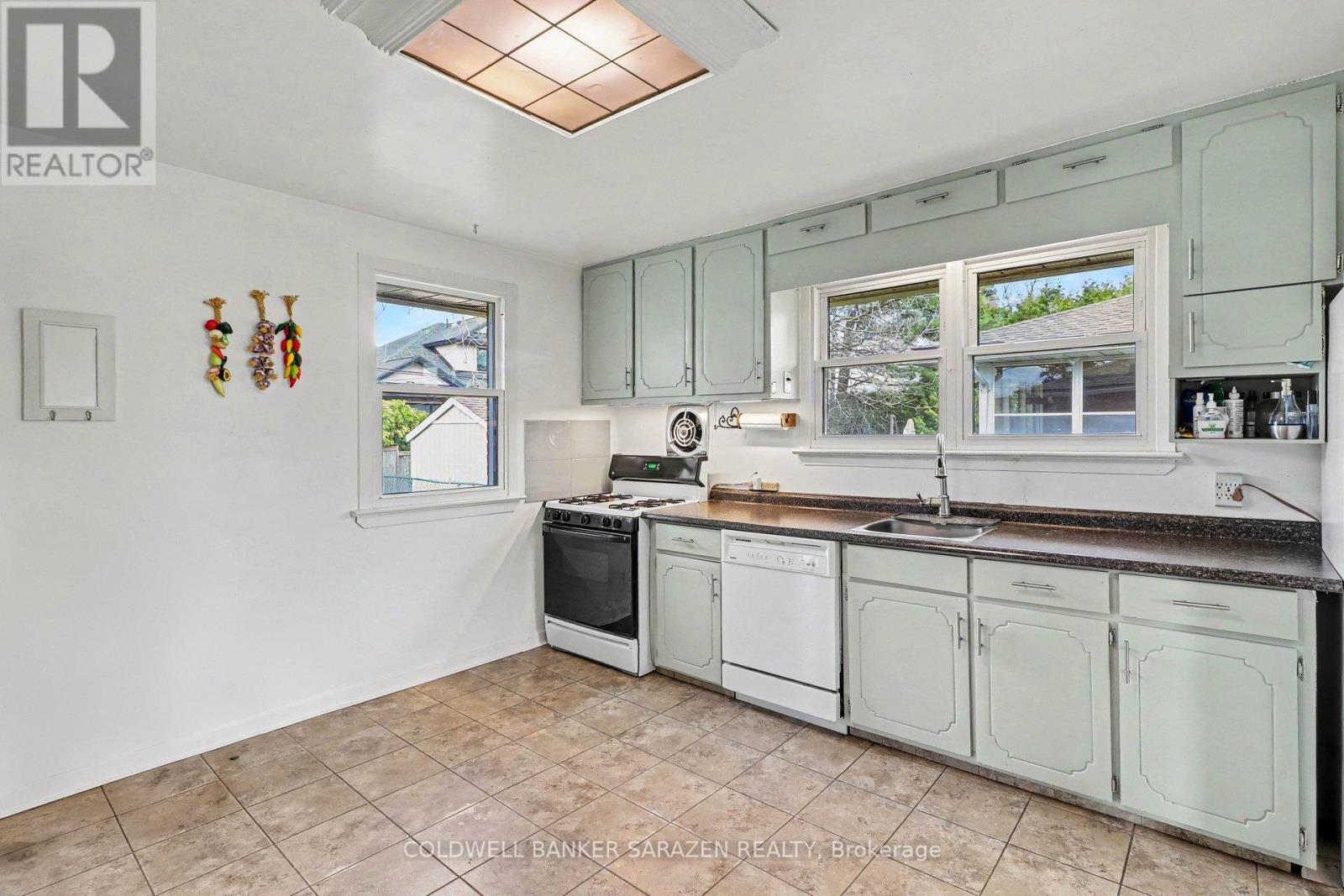 1421 PALEN AVENUE - 8