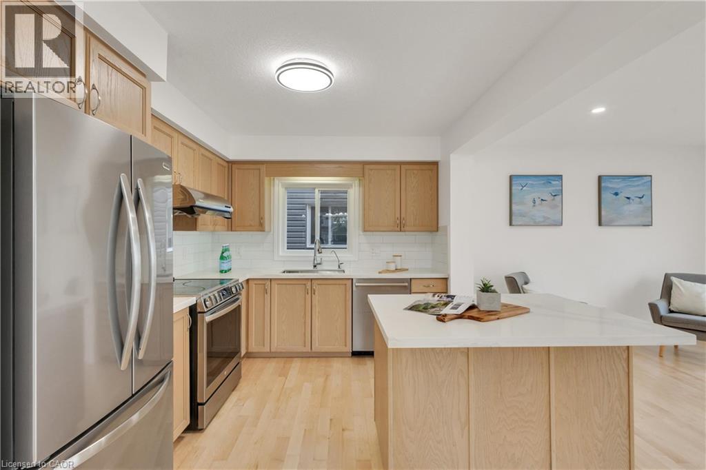 102 IRON GATE Street, Kitchener, Ontario, N2N3R6 — Photo 13