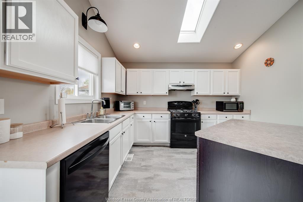 6 BENIUK COURT, Leamington, Ontario, N8H5K9 — Photo 16
