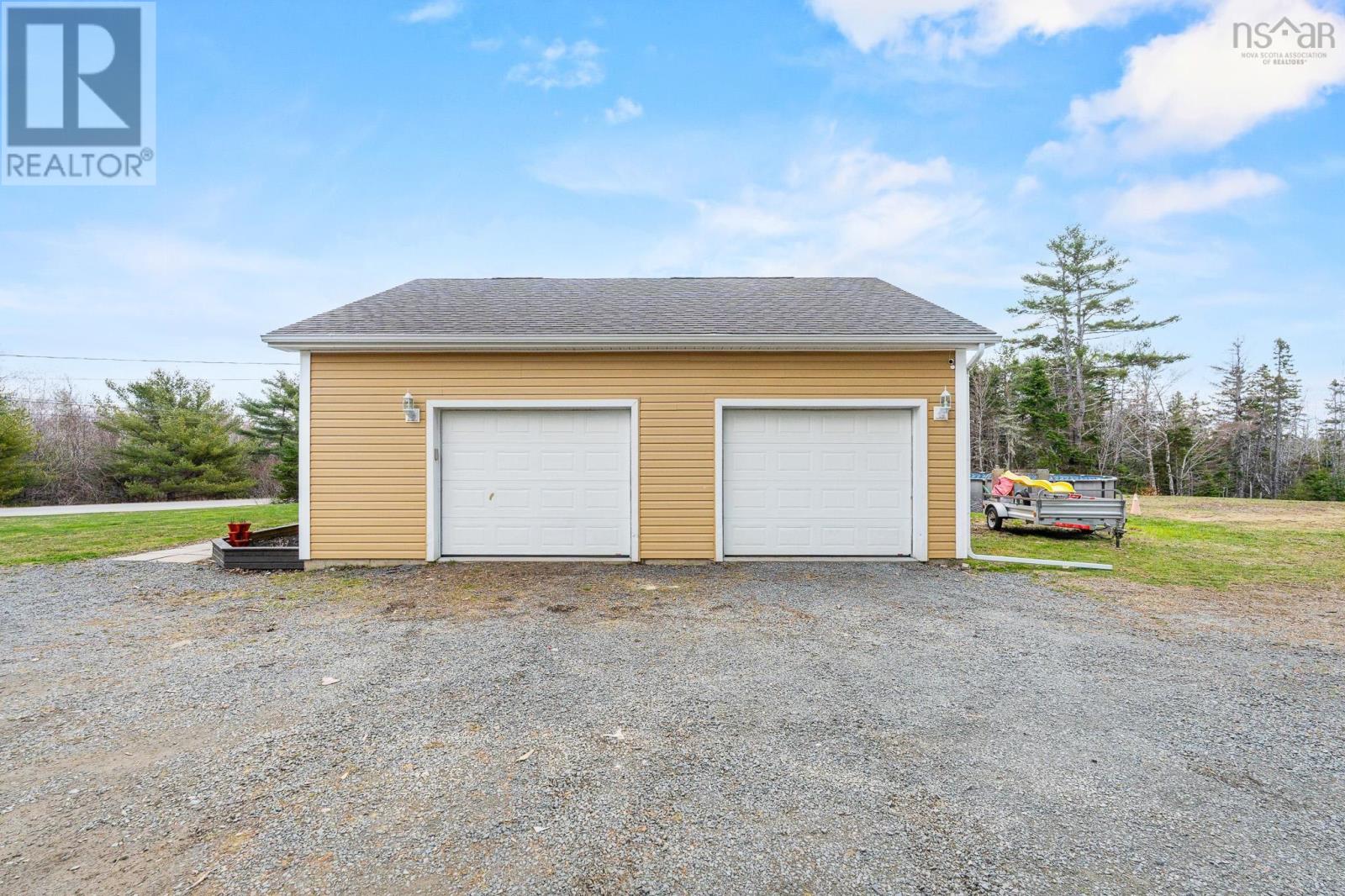 Property 21 of 25 of 574 Dawson Road