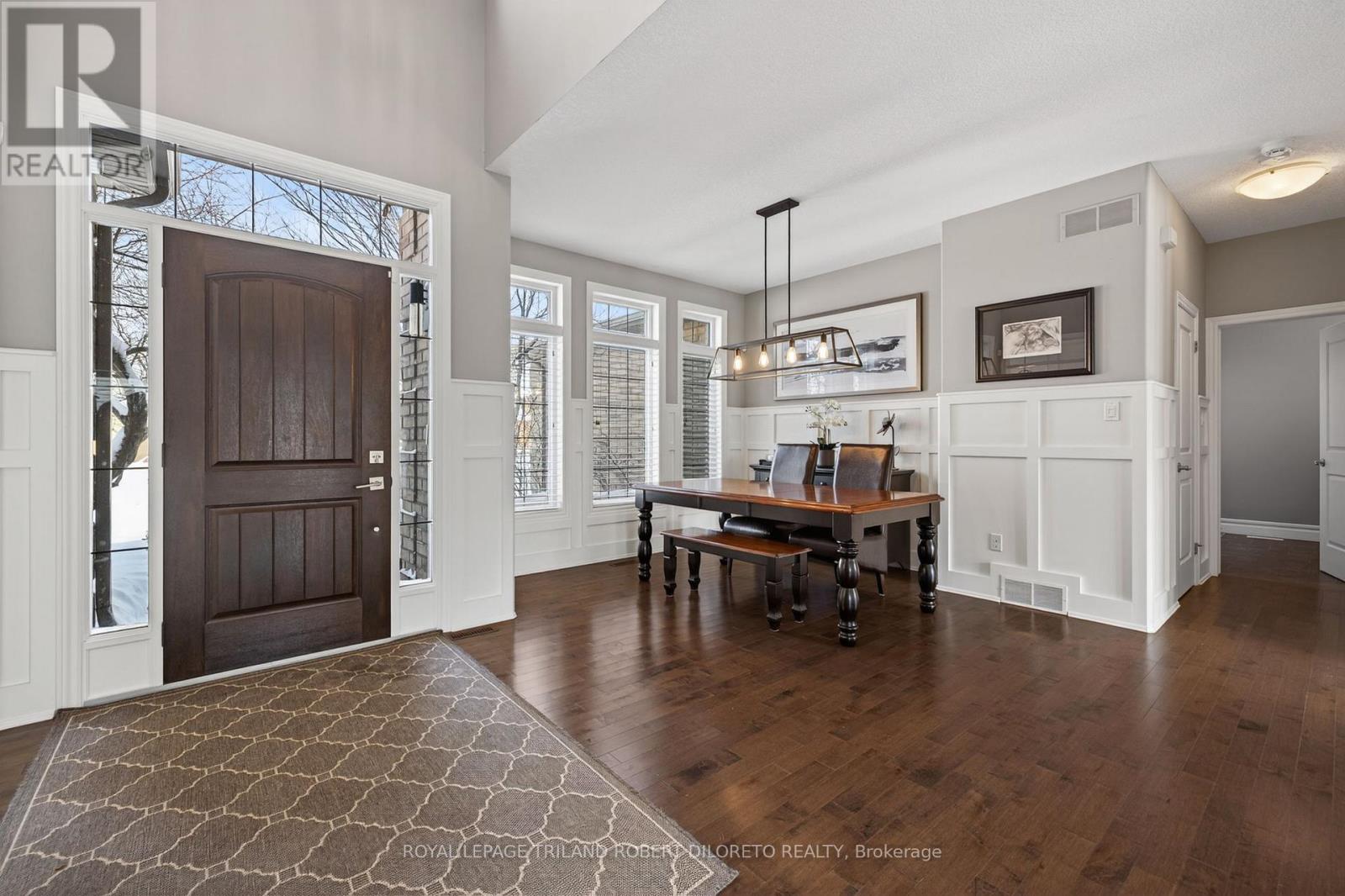 56 FIELDSTONE CRESCENT S - 7