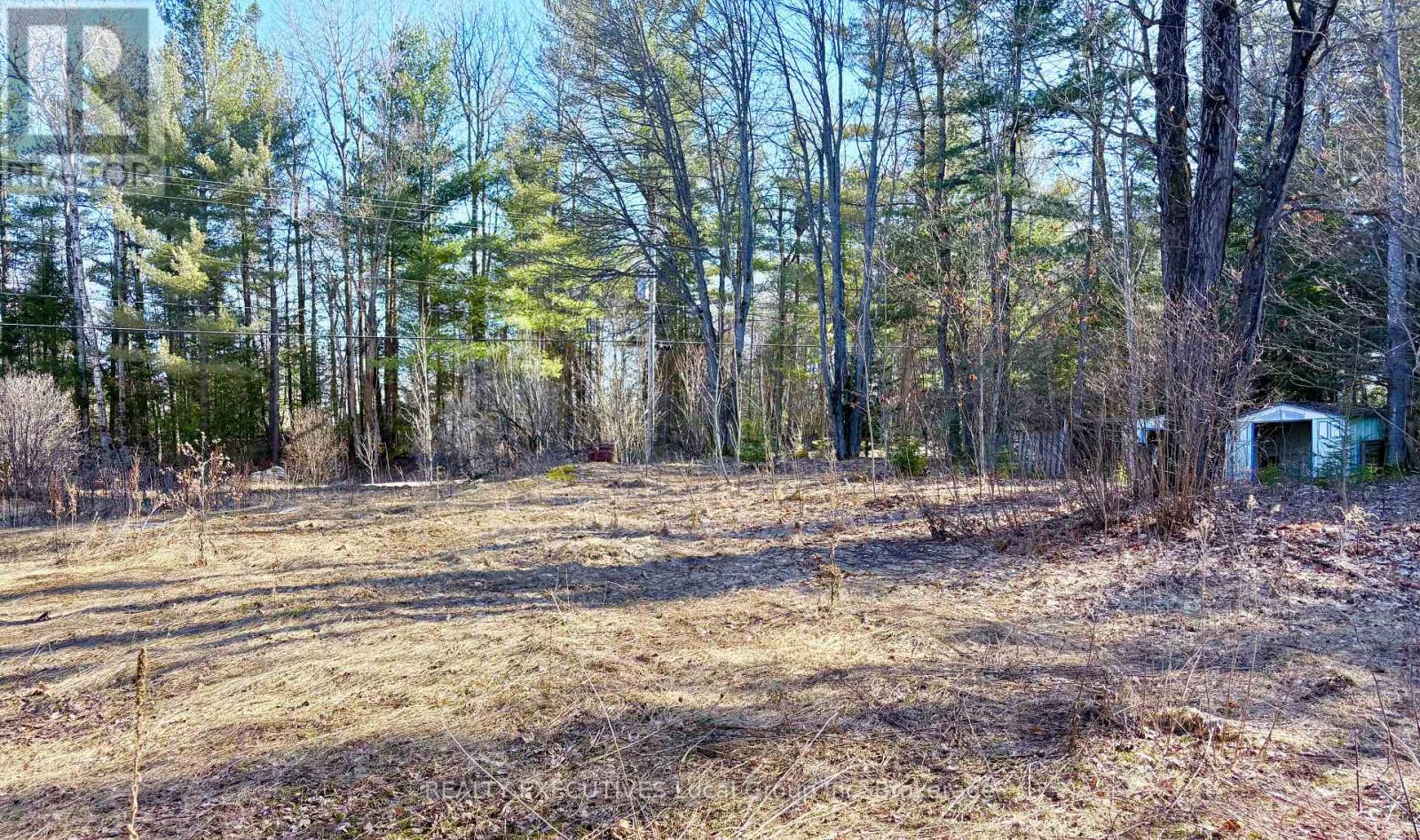 30 PEEVER LINE, Powassan — photo 2