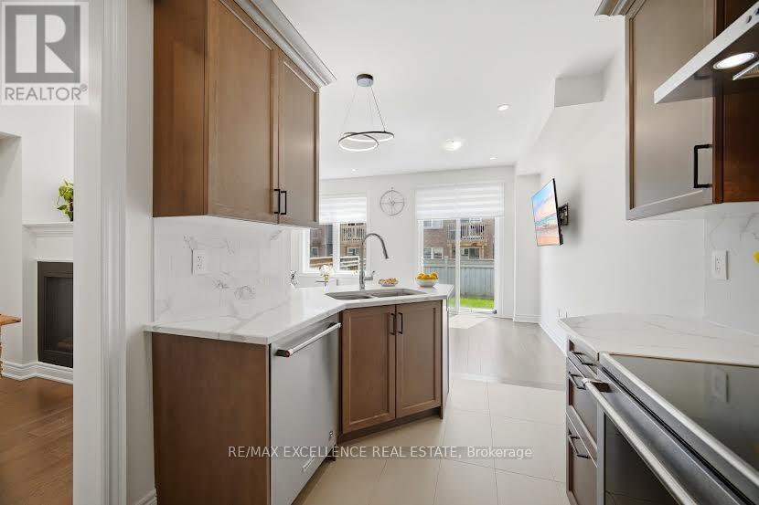 67 DRIZZEL CRESCENT - 16
