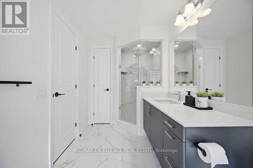 67 DRIZZEL CRESCENT - 24