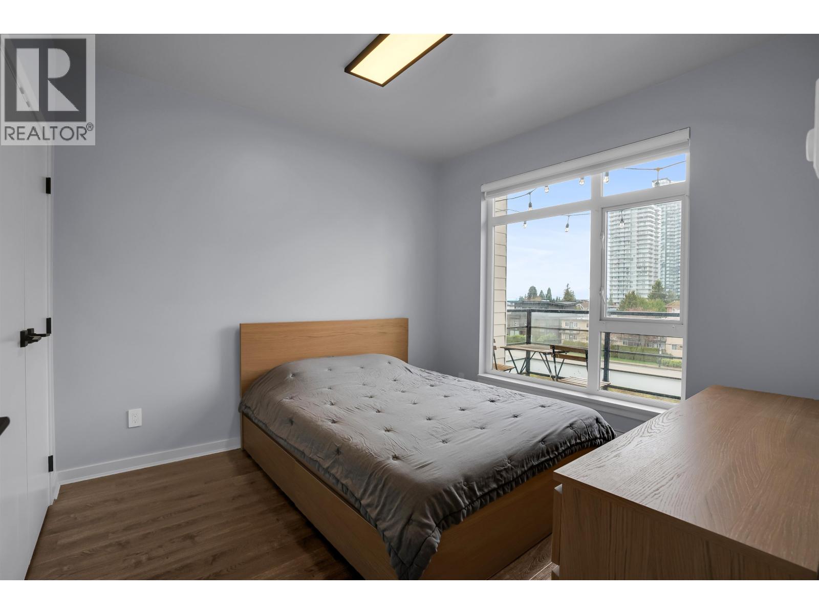 1 Bed, 1 Bath House for Sale in Burnaby – PH5 5248 GRIMMER STREET, Burnaby - Image 11