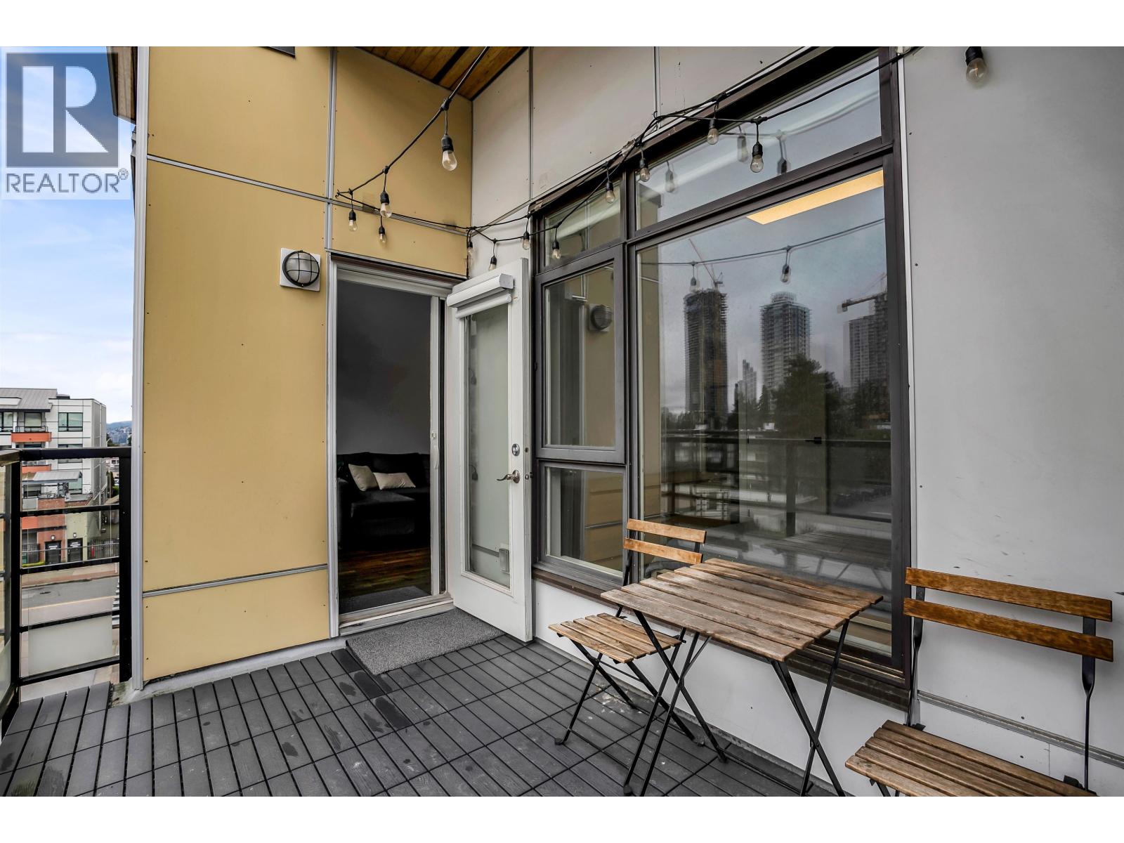 1 Bed, 1 Bath House for Sale in Burnaby – PH5 5248 GRIMMER STREET, Burnaby - Image 18
