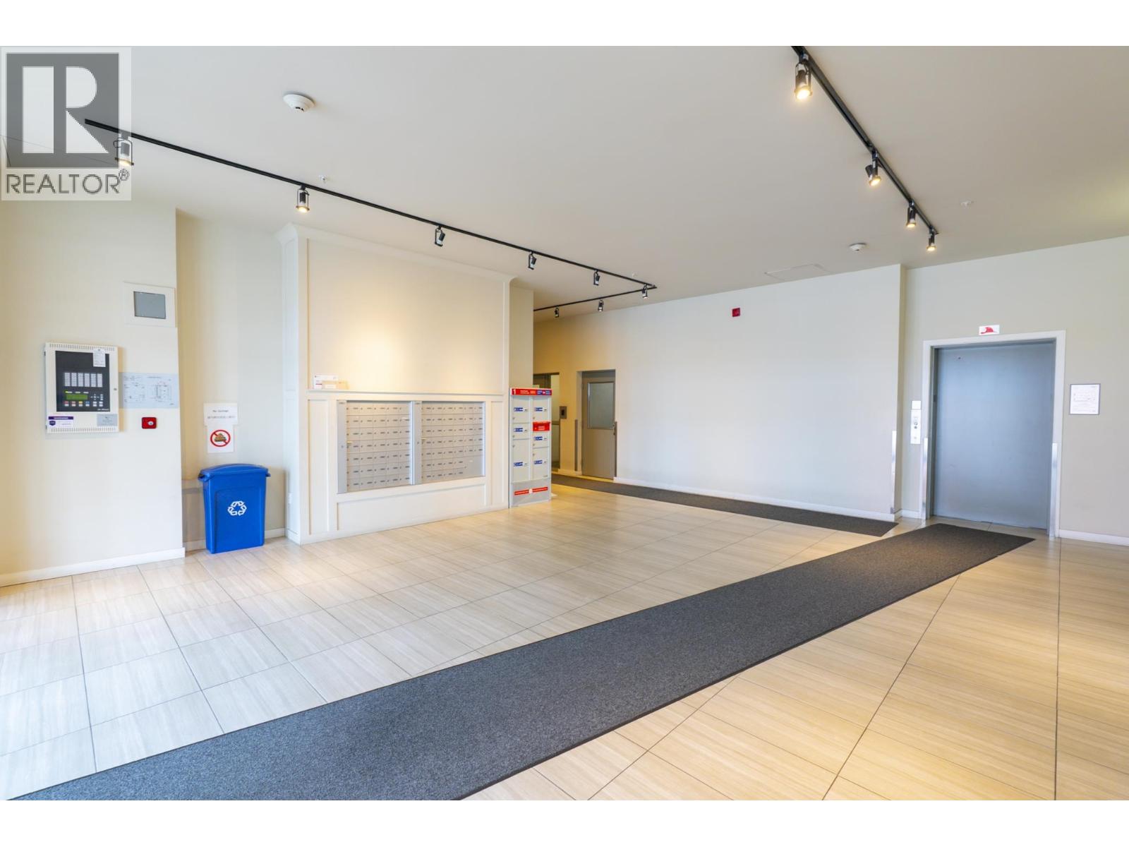 1 Bed, 1 Bath House for Sale in Burnaby – PH5 5248 GRIMMER STREET, Burnaby - Image 21