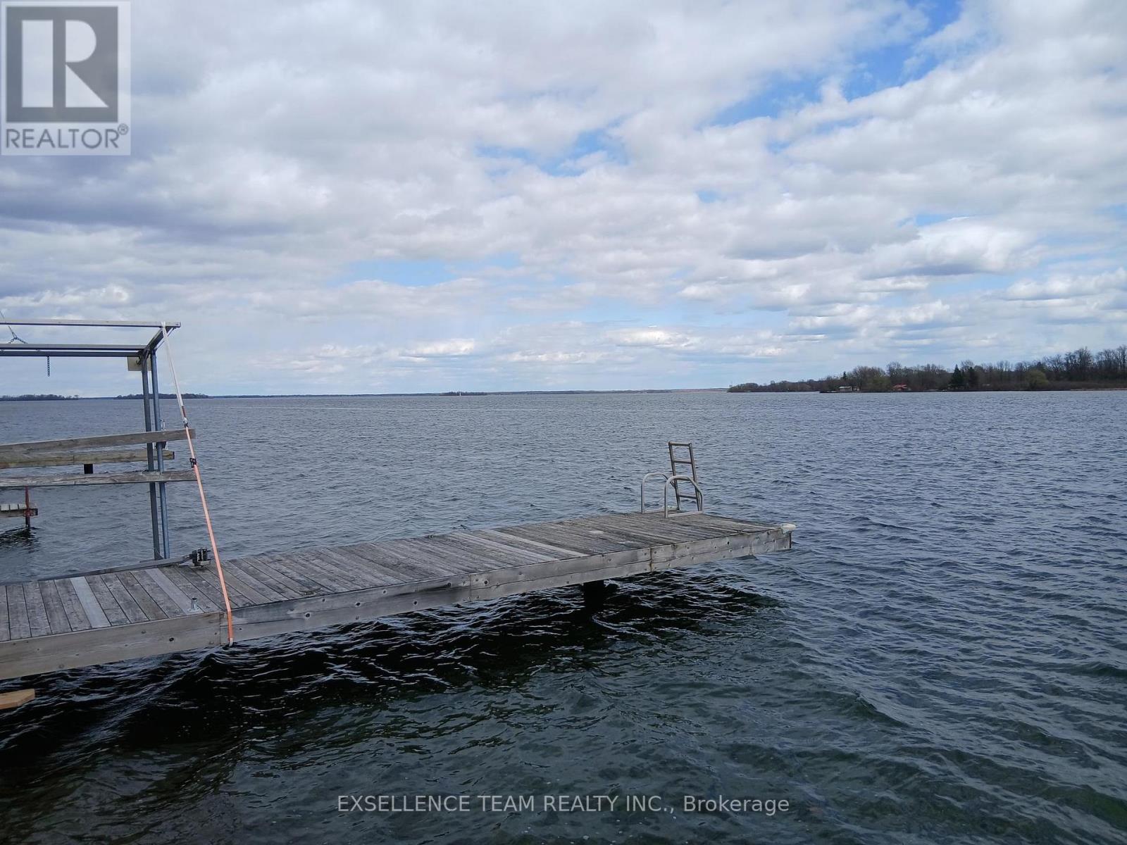 6803 ST. LOUIS POINT ROAD S - 30