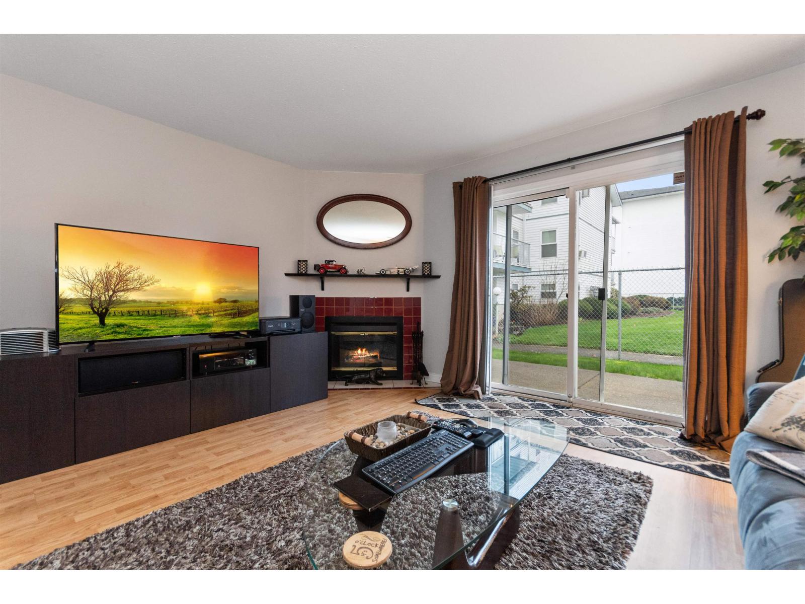 1 9206 CORBOULD STREET, Chilliwack Proper West, Chilliwack