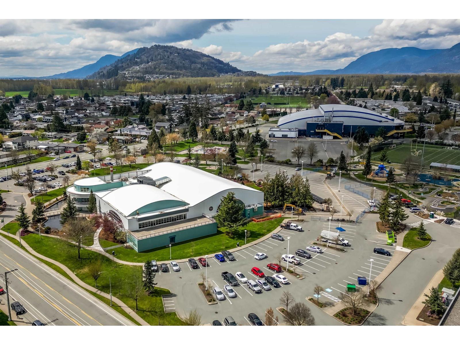 1 9206 CORBOULD STREET, Chilliwack Proper West, Chilliwack