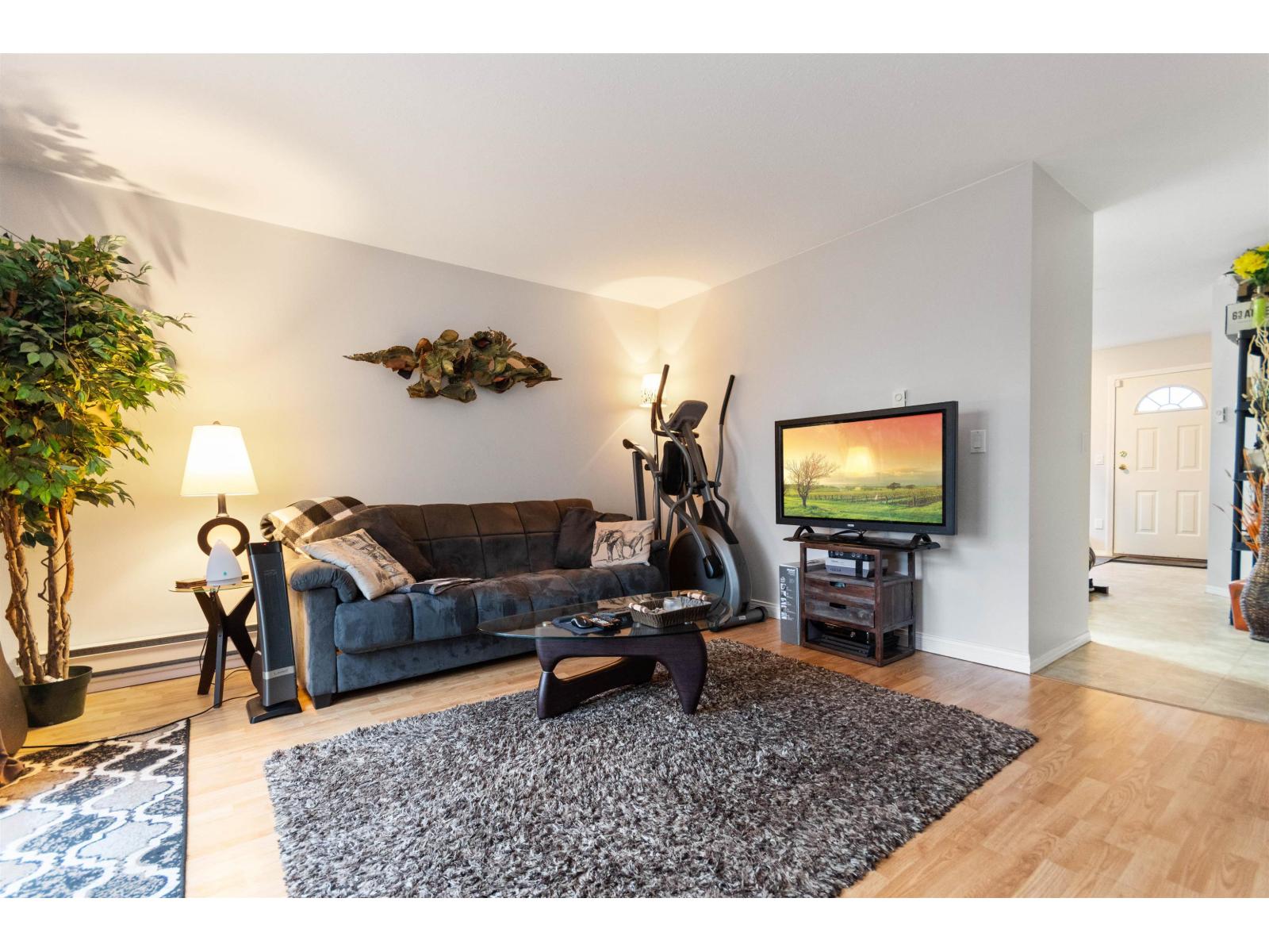 1 9206 CORBOULD STREET, Chilliwack Proper West, Chilliwack