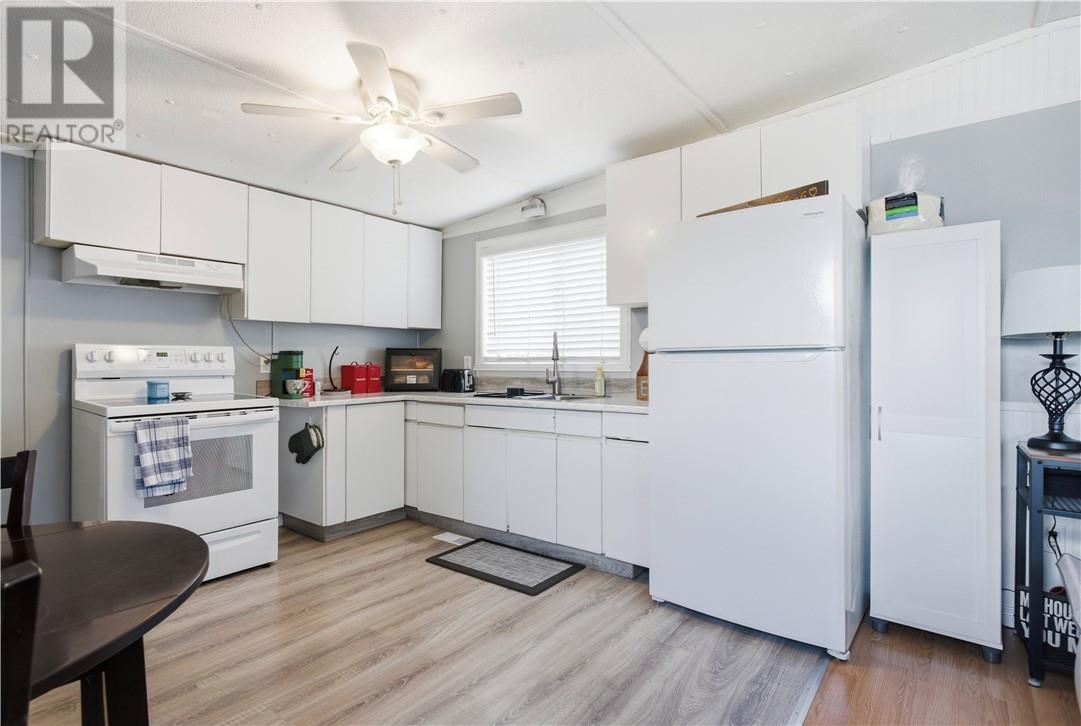 35 Hinds Road, Wahnapitae, Ontario, P0M3C0 — Photo 10