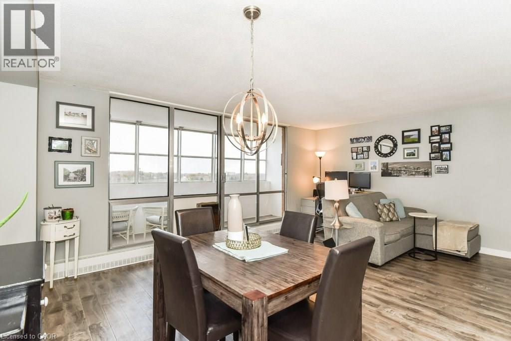 225 HARVARD Place Unit# 1105, Waterloo, Ontario, N2J4H4 — Photo 11