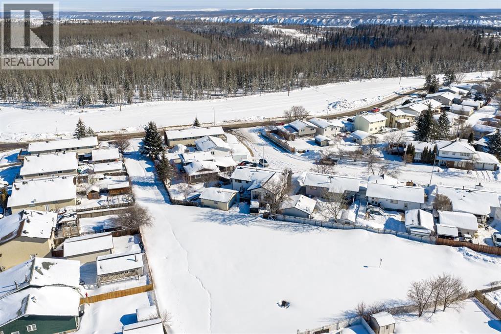 113 Dundas Road, Fort McMurray