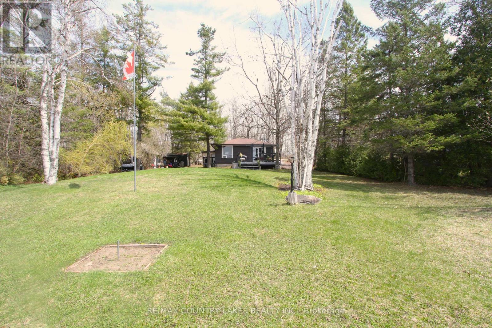 31 HILLCREST AVENUE - 22
