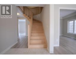 262 Springfield Crescent, Clearview, ON L0M1S0 Photo 11
