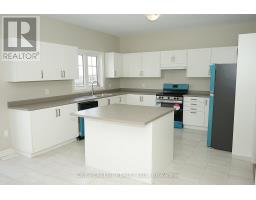 262 Springfield Crescent, Clearview, ON L0M1S0 Photo 8