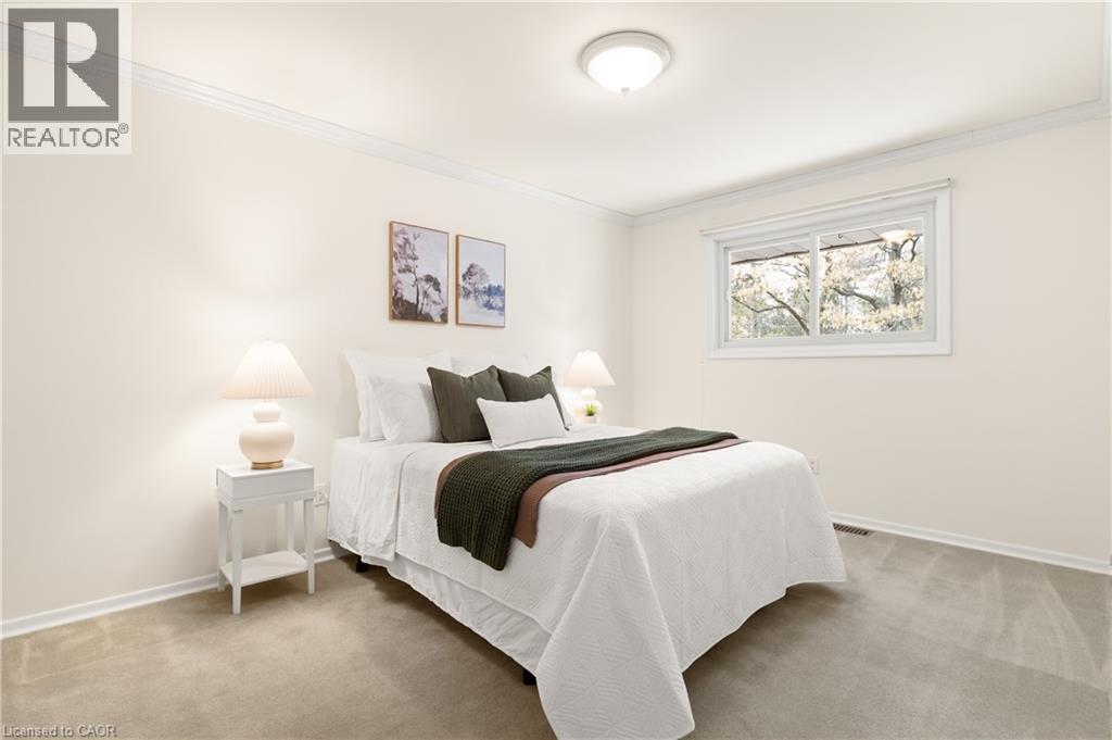 24 GRAND HILL Drive, Kitchener, Ontario, N2P2E4 — Photo 15