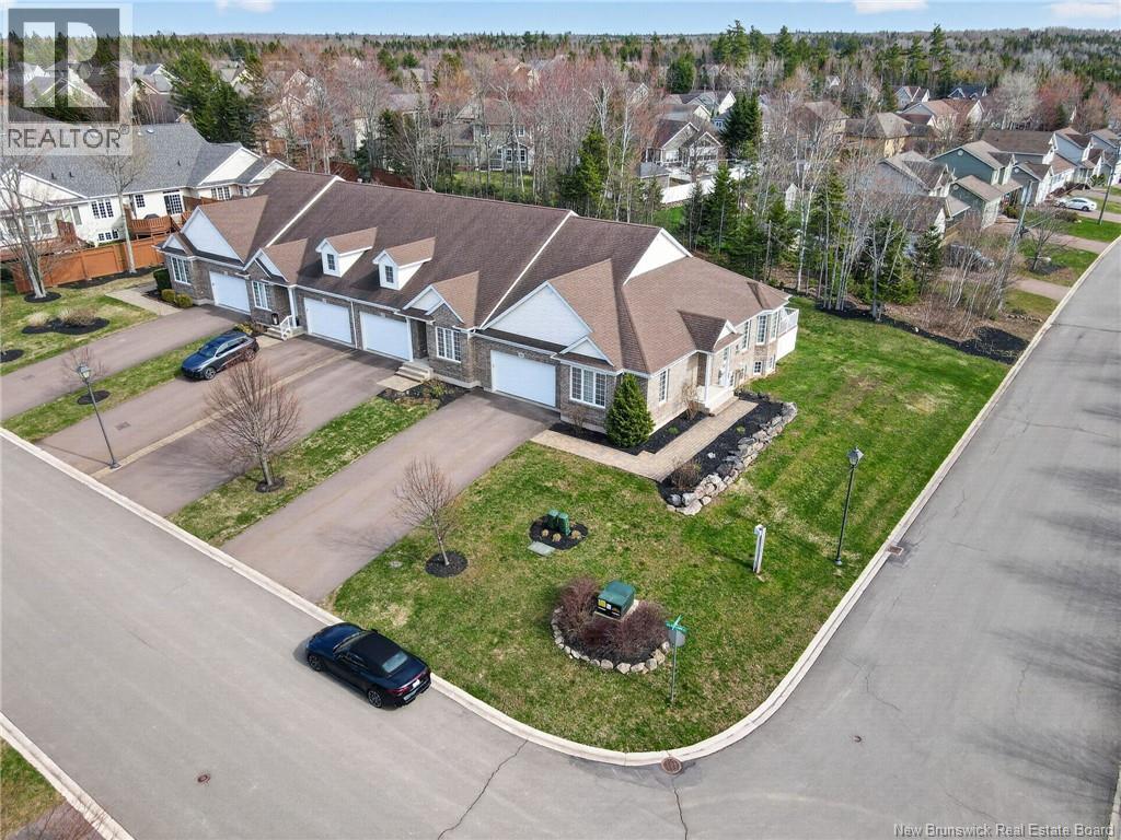 46 Guylaine - Image 3