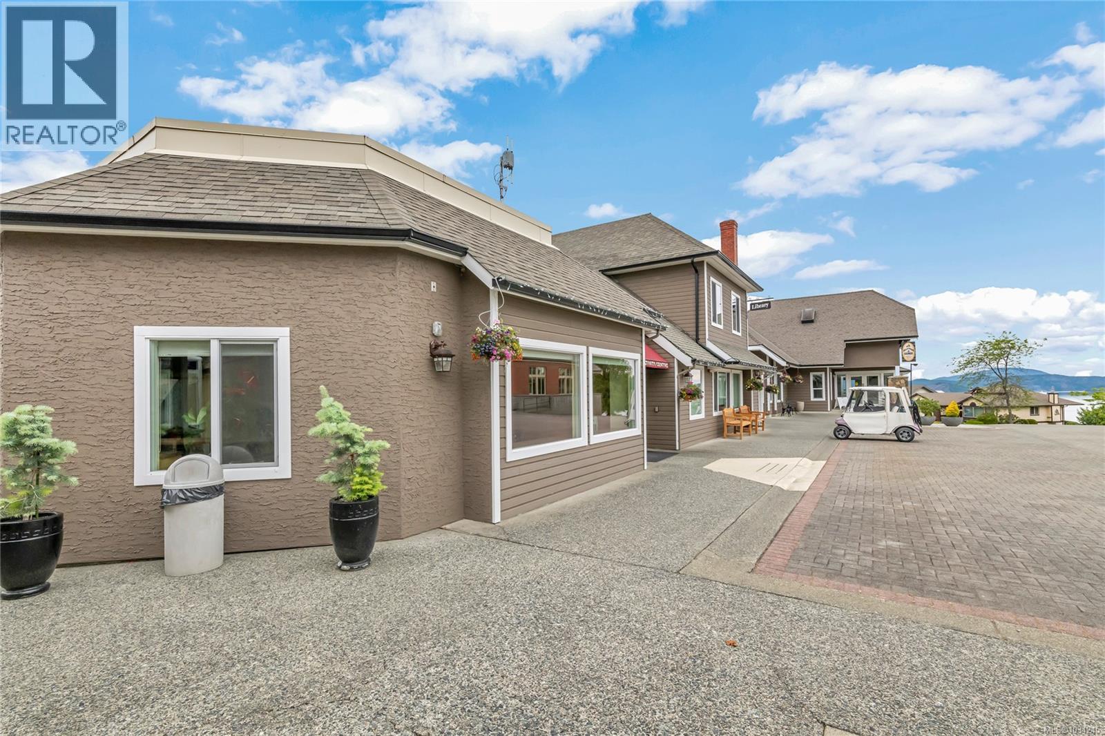 3556 Arbutus Dr S - 36