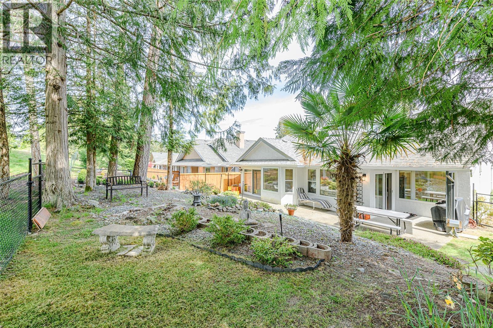 3556 Arbutus Dr S - 41