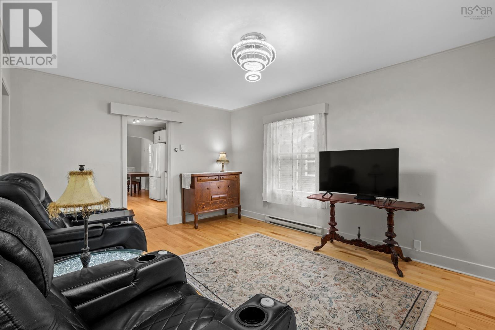 Property 3 of 43 of 3674 lynch Street