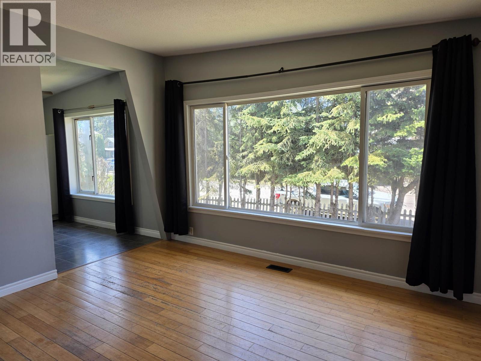 4048 FOURTH Avenue, Smithers
