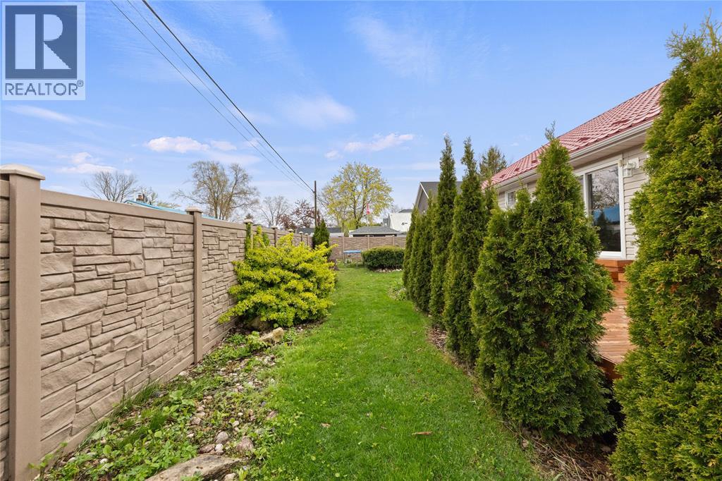1970 ORCHARD AVENUE, Sarnia, Ontario, N0N1C0 — Photo 7