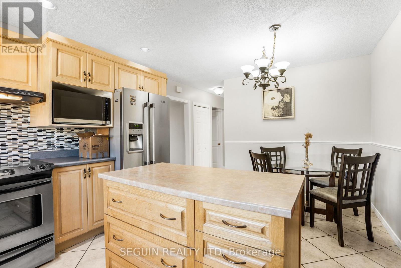 460 THERIAULT STREET - 14