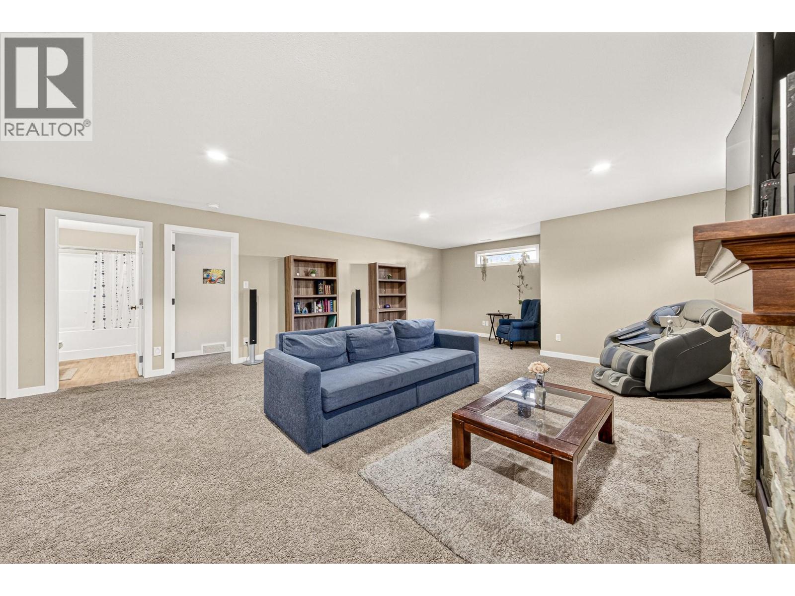 2309 FALCON Court, Sparwood