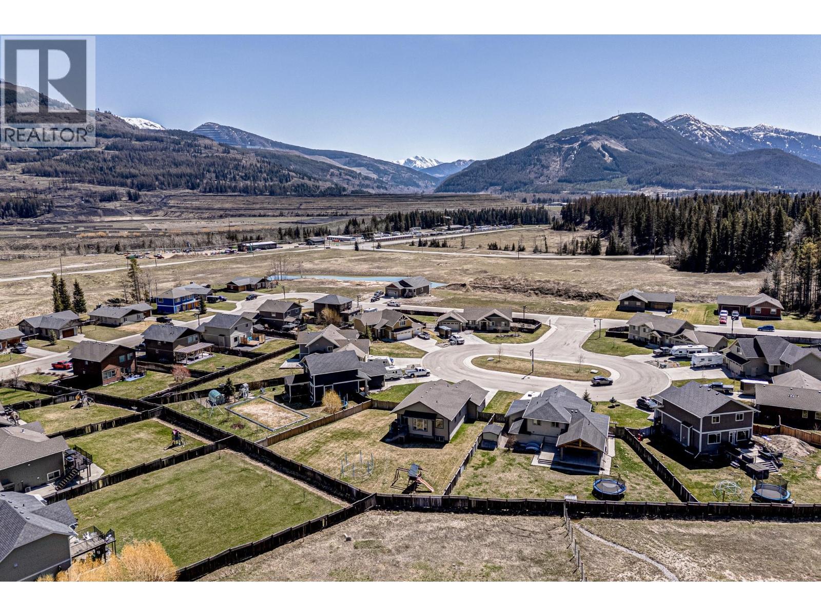 2309 FALCON Court, Sparwood
