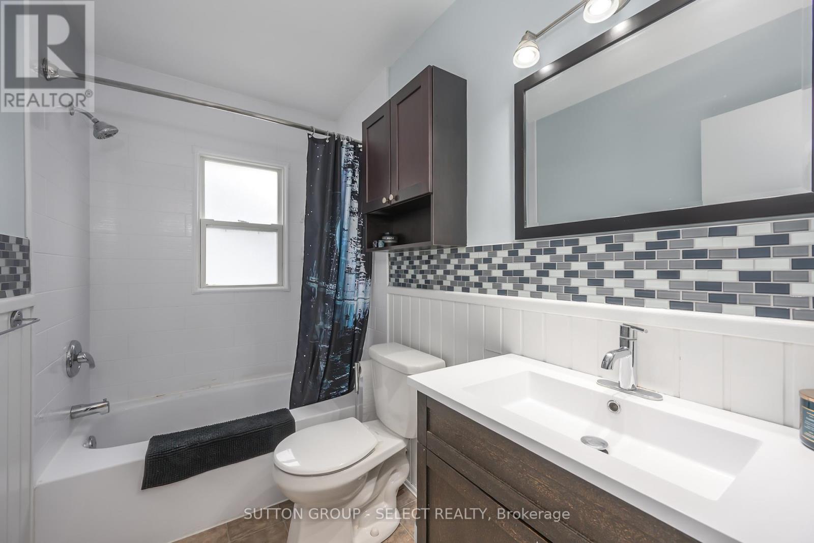 20 COVENTRY AVENUE - 20