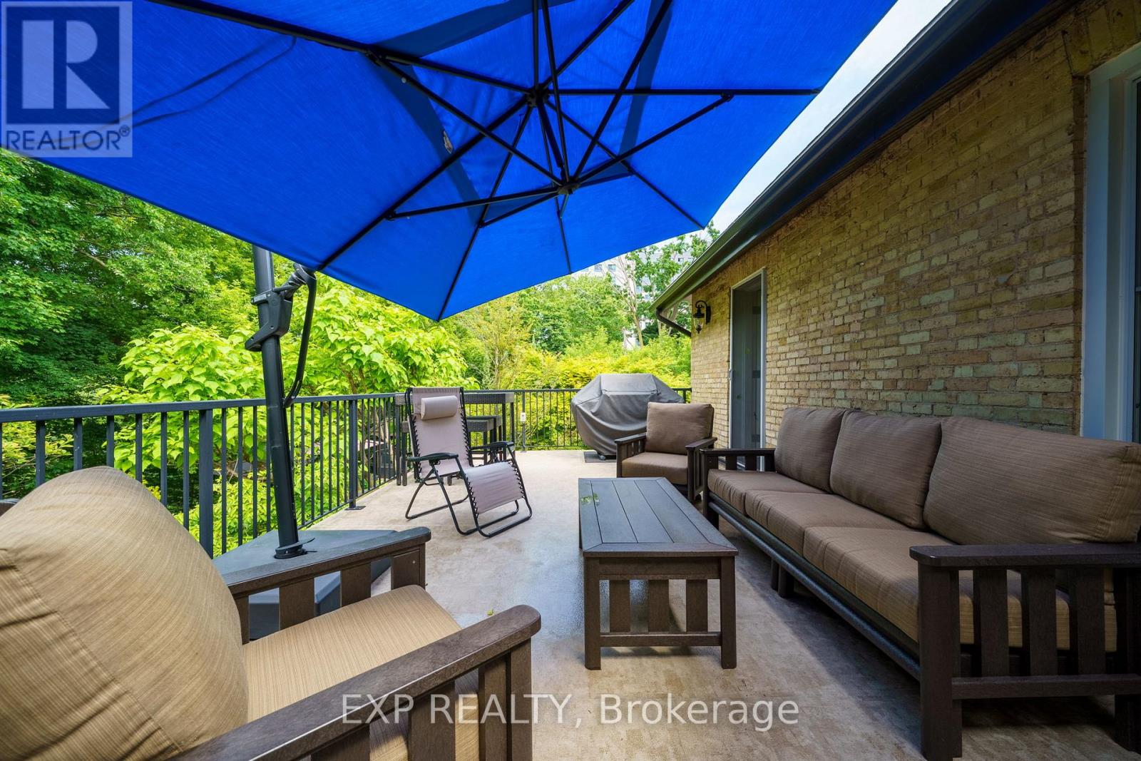#3 80 BARTON STREET - 20