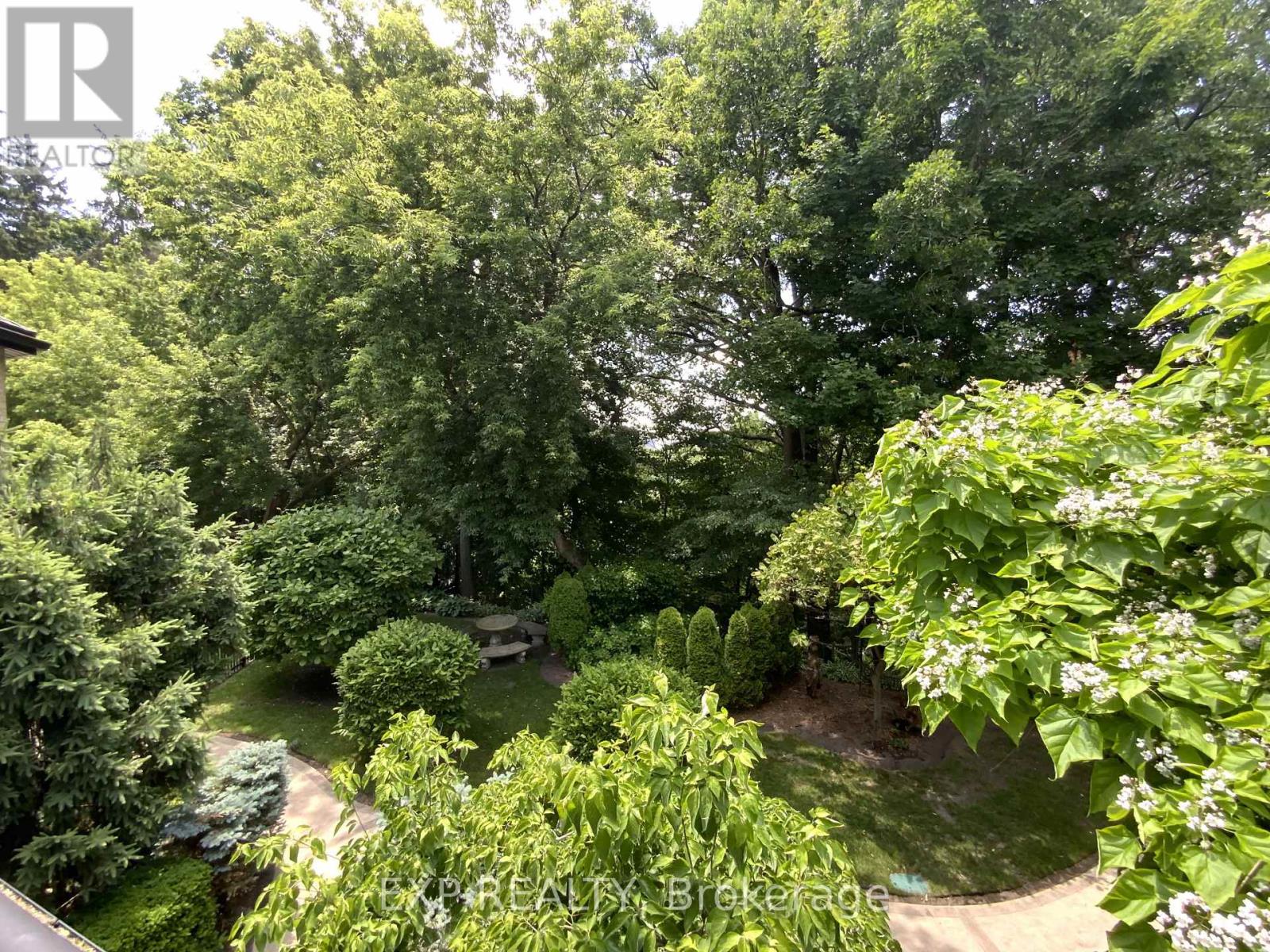 #3 80 BARTON STREET - 22