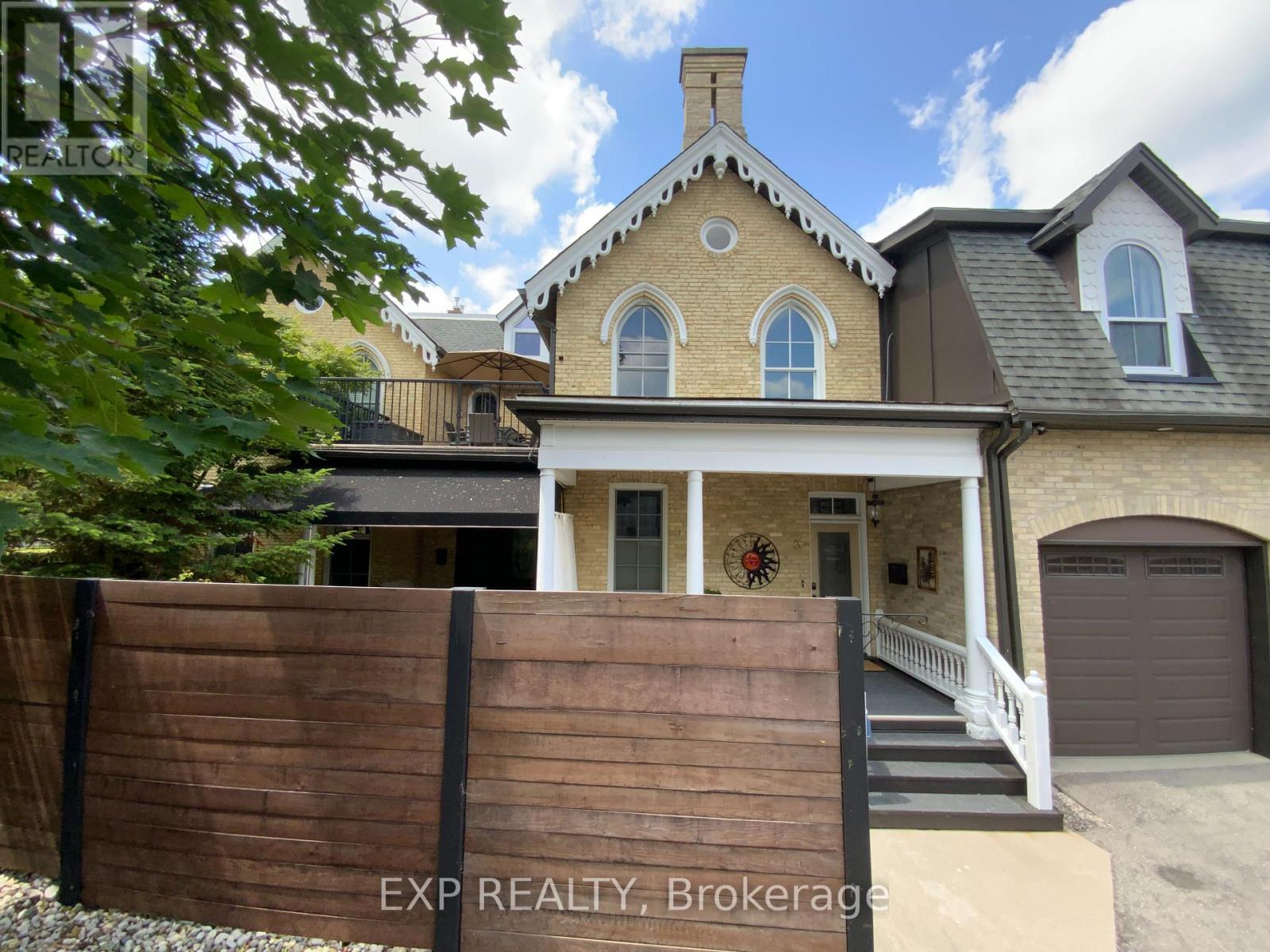 #3 80 BARTON STREET - 5