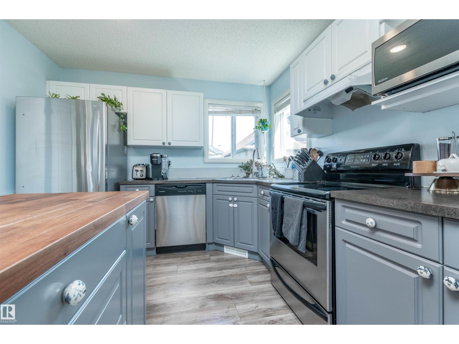 12204 18 AV SW, Edmonton