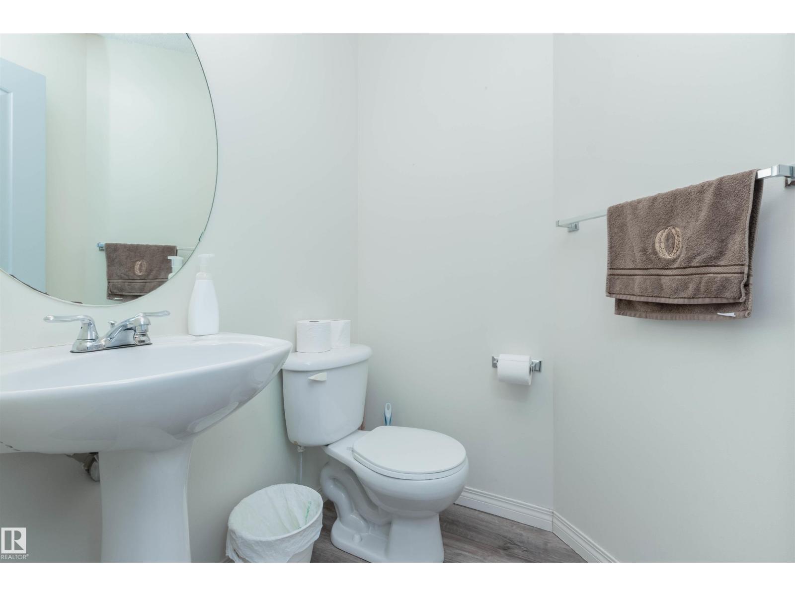 12204 18 AV SW, Edmonton