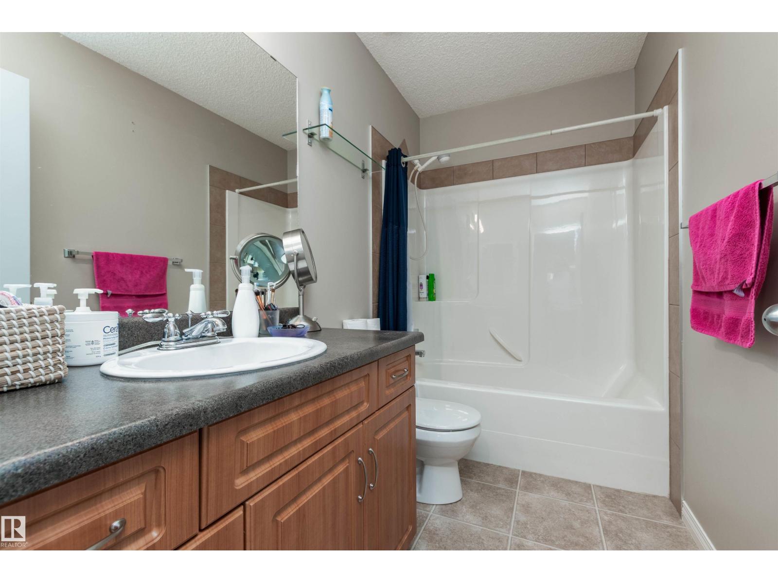 12204 18 AV SW, Edmonton