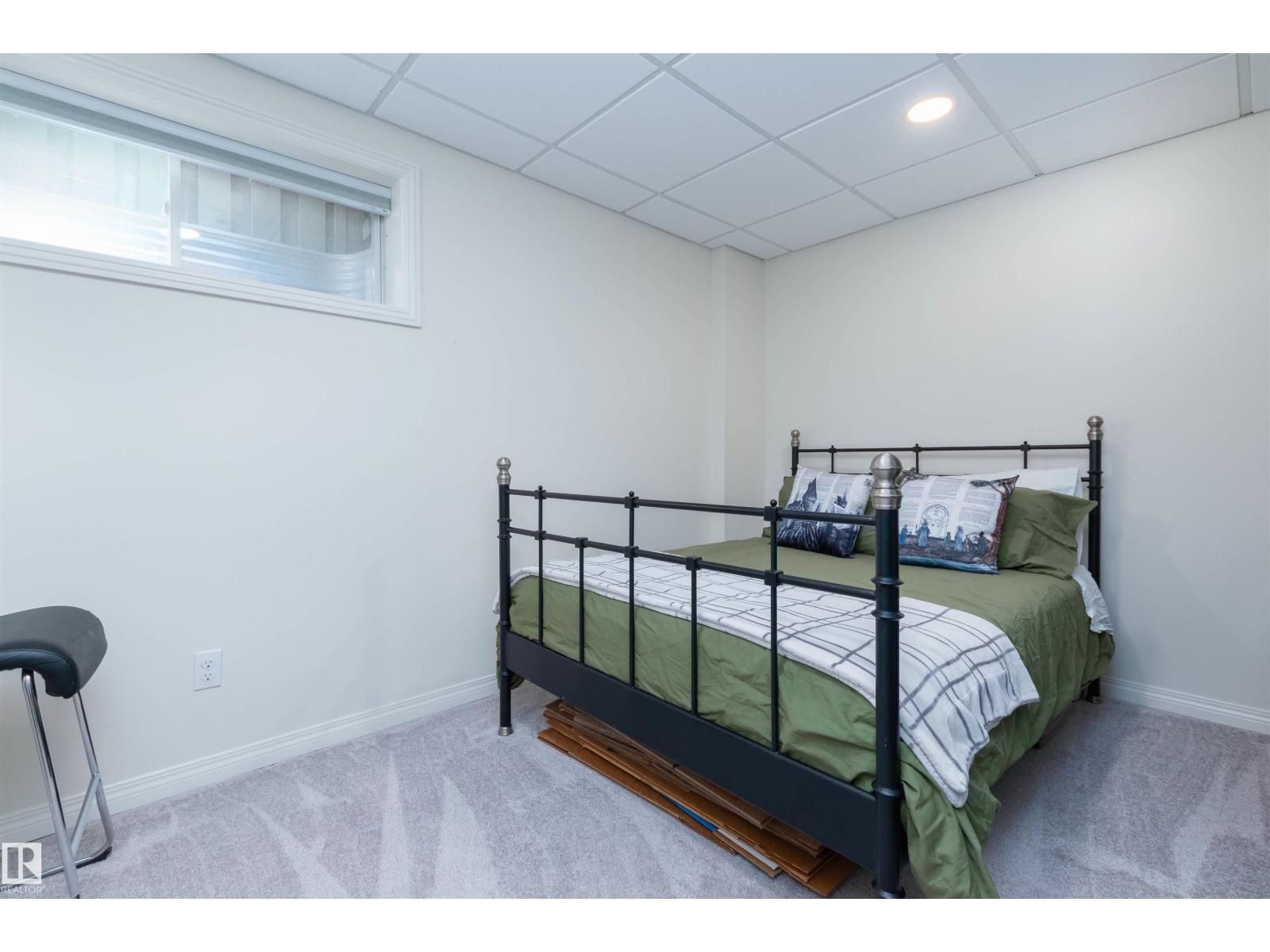 12204 18 AV SW, Edmonton