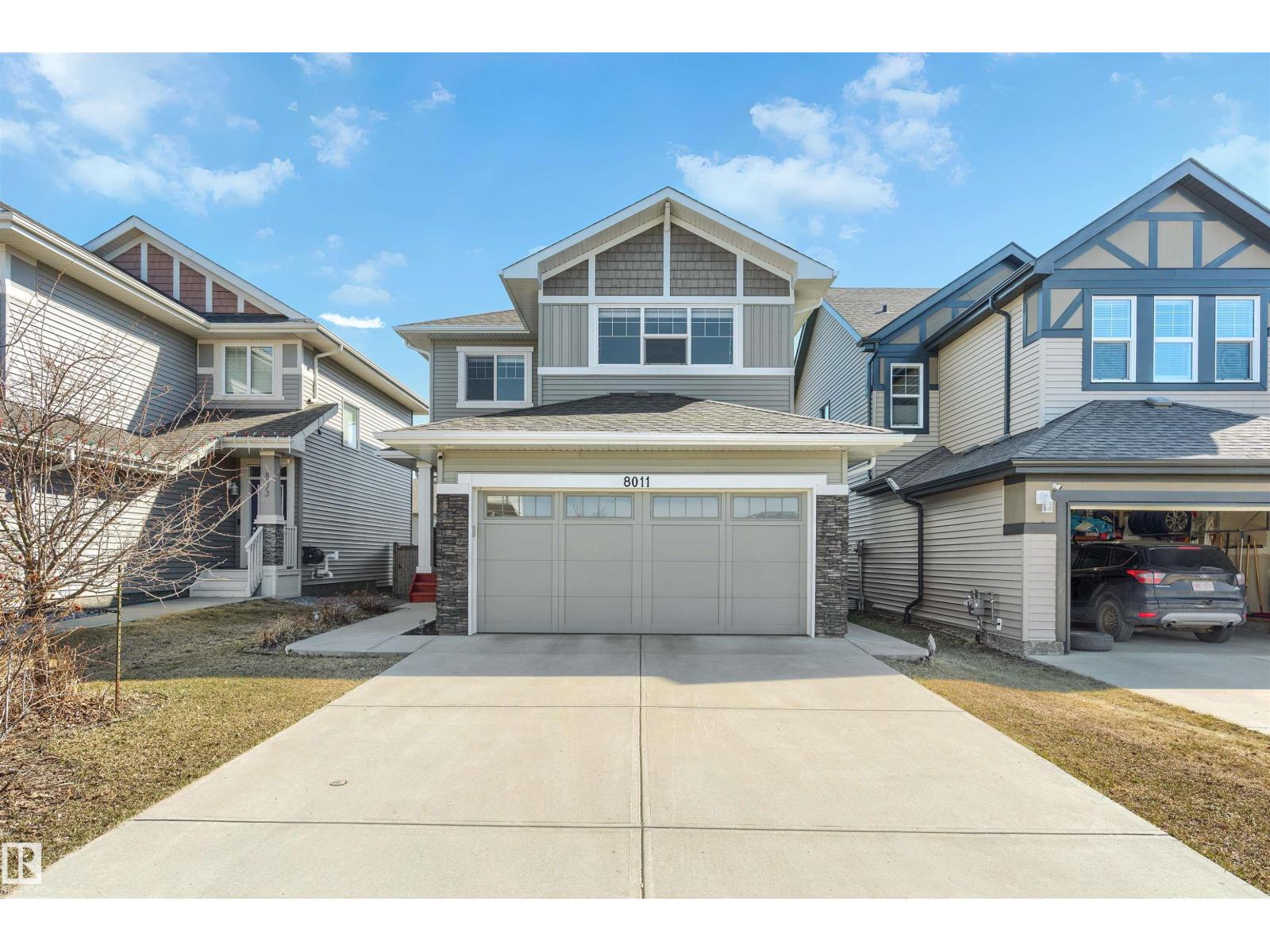 8011 EVANS CR NW, Edmonton