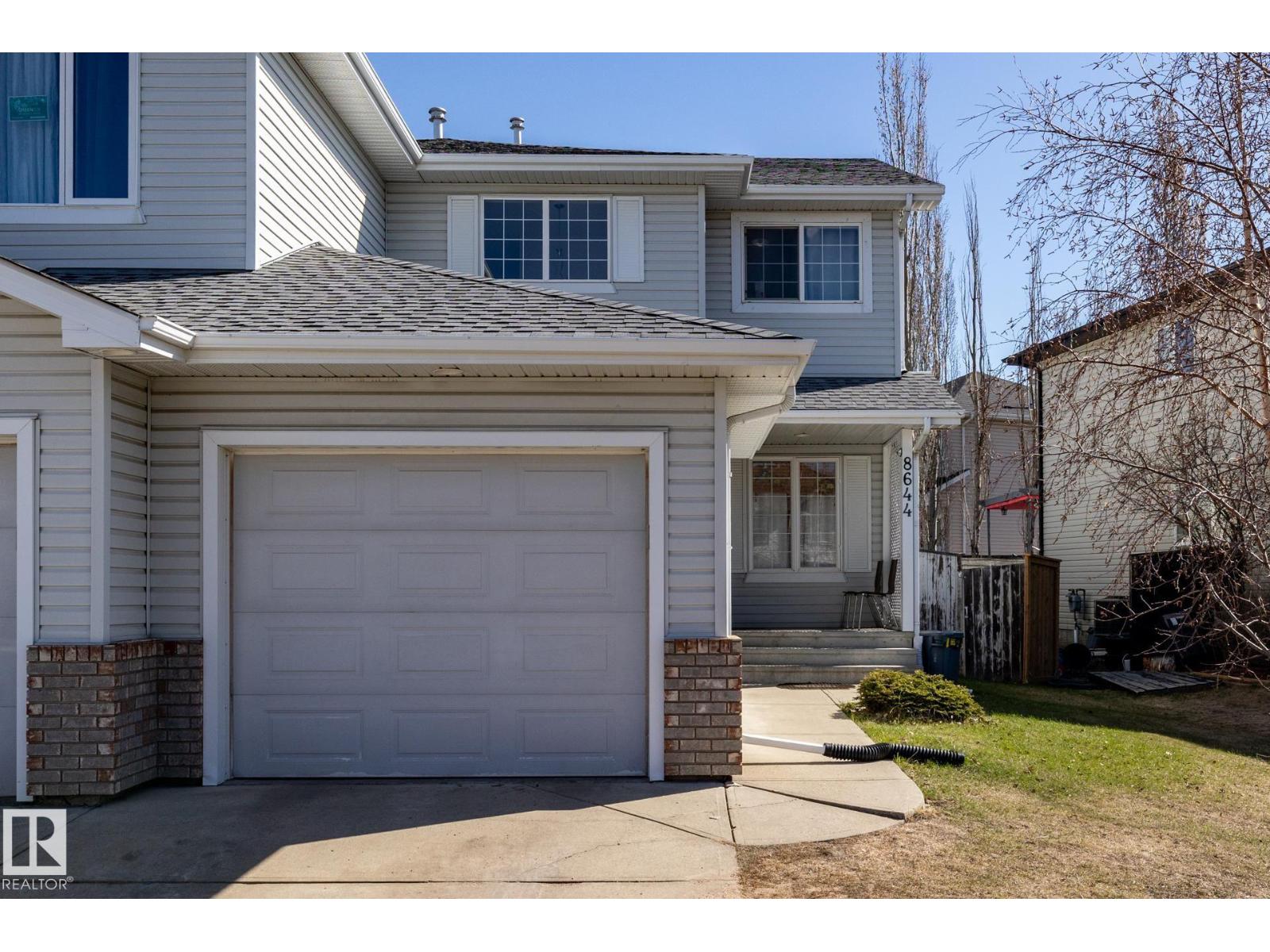 8644 173 AV NW - 1