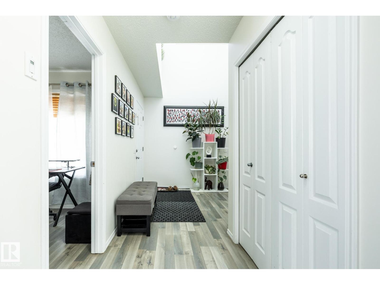 8644 173 AV NW - 7